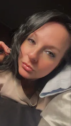 OnlyFans cuenta tattooedlaney header 2
