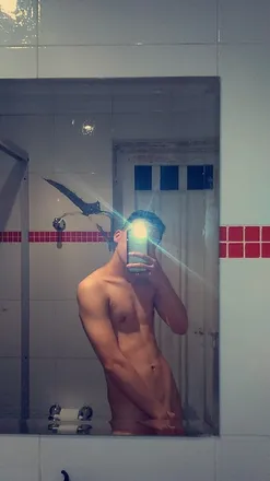 OnlyFans cuenta parra02101 header 2