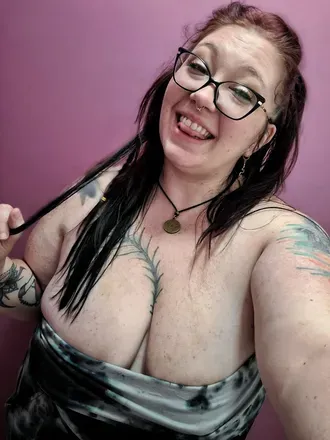 OnlyFans cuenta mysticmynx18 avatar 1