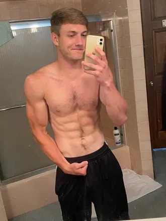 OnlyFans cuenta krazyfitkev avatar 1