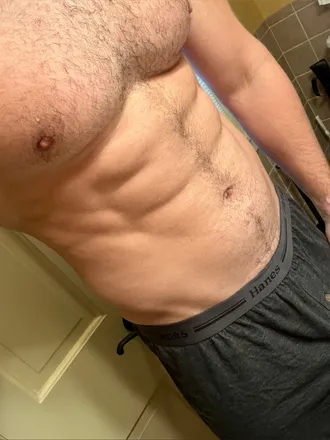 OnlyFans cuenta comeatmebrah header 2