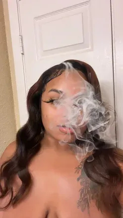 OnlyFans account  khalisee21 avatar 1