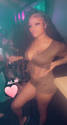 OnlyFans cuenta honeybuns3200 header 2