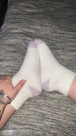 OnlyFans cuenta littleluckycharm header 2