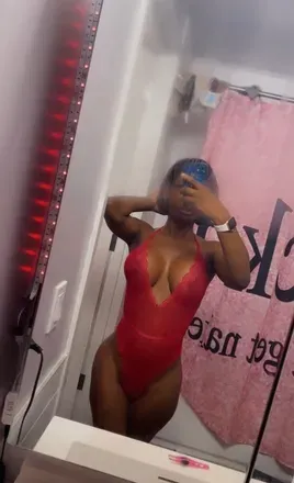 OnlyFans cuenta rareee.ayobrownskinnnn avatar 1