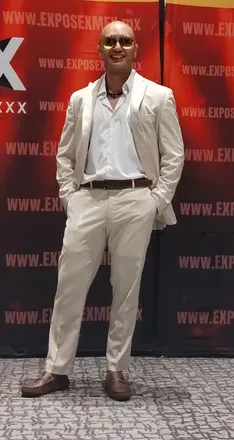 OnlyFans account  erickyklein avatar 1