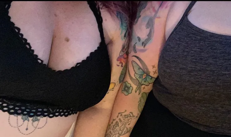 OnlyFans cuenta twistedsistersvip header 2