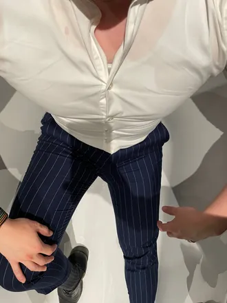 OnlyFans cuenta suitsfetish header 2