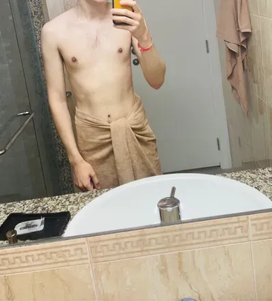 OnlyFans cuenta mcrboi22 avatar 1