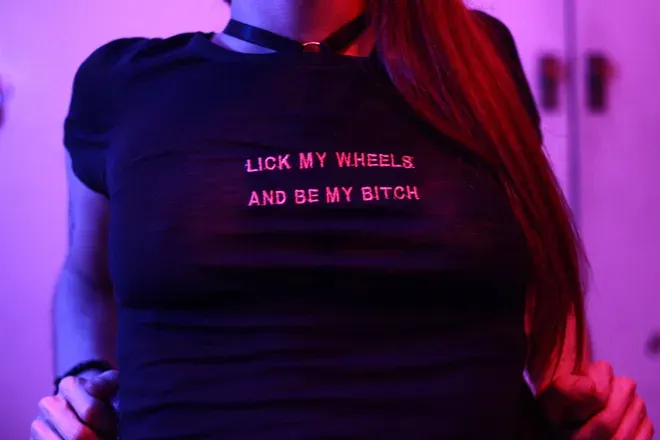 OnlyFans cuenta kittenchair header 2