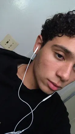 OnlyFans cuenta k00m3ater11 avatar 1