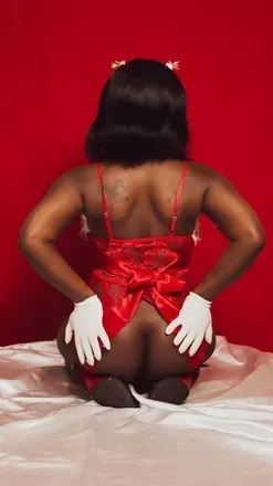 OnlyFans account  nelibubblebutt avatar 1