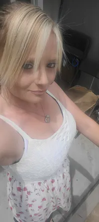 OnlyFans cuenta maxinequinn420 header 2