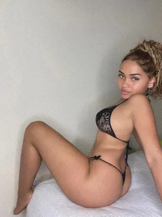 OnlyFans account  linamosqueraa header 2