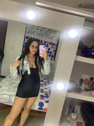OnlyFans cuenta andrea_c69 header 2