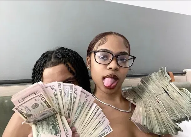 OnlyFans account  unknown_user920 header 1