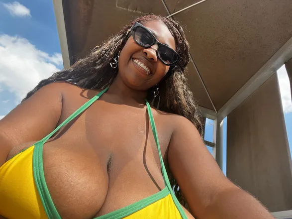 OnlyFans cuenta angelcoelho header 2