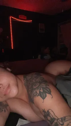OnlyFans cuenta mystiquewonders header 2