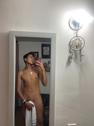 OnlyFans cuenta santiagotwinkx header 2