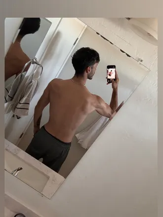OnlyFans cuenta juanpavaldes header 2