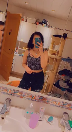 OnlyFans account  love.saskia header 2