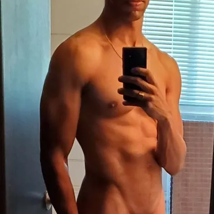 OnlyFans cuenta bustinlove header 2