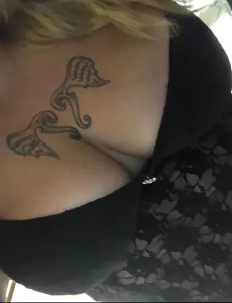 OnlyFans cuenta iwonttellifyouwont69 header 2
