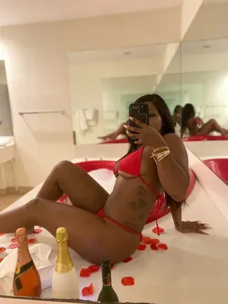 OnlyFans cuenta jademillions header 2