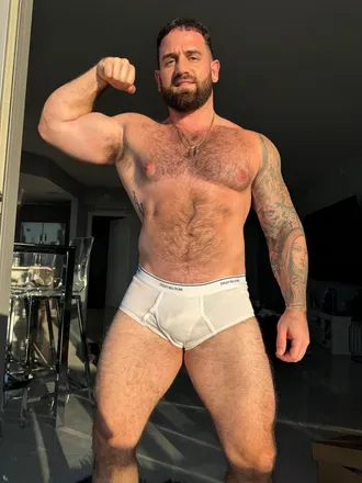 OnlyFans account  kingtommyyy avatar 1
