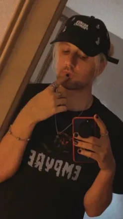 OnlyFans cuenta poisonfelony avatar 1