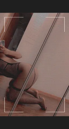 OnlyFans cuenta khaleesiworld header 2