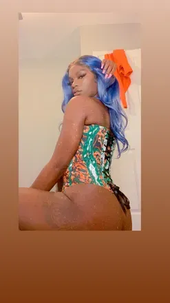 OnlyFans cuenta ch0c0late_h0ney avatar 1