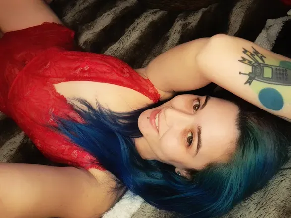 OnlyFans account  trix.lovebug avatar 1