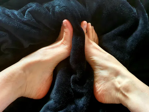 OnlyFans cuenta mystique.feet header 2