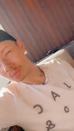 OnlyFans cuenta einfachs0flo avatar 1