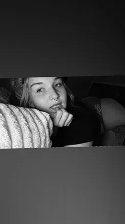 OnlyFans cuenta moirabelle555 avatar 1