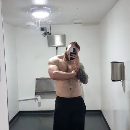OnlyFans cuenta bigconnor9898 header 2