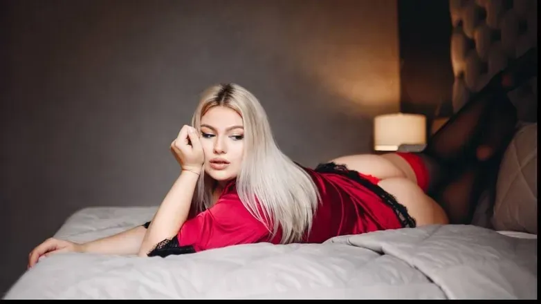 OnlyFans cuenta naomimistress header 2