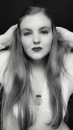 OnlyFans cuenta diamondya avatar 1