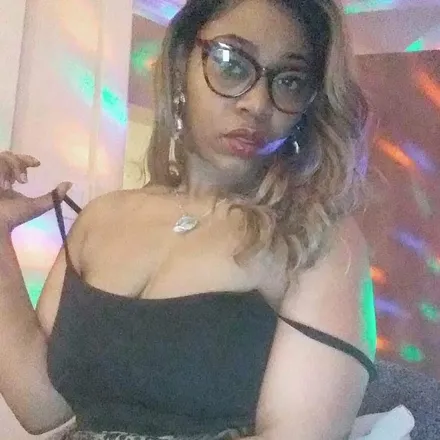 OnlyFans cuenta thequeenkshow2 header 2