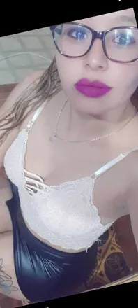 OnlyFans cuenta loveinfriends header 2