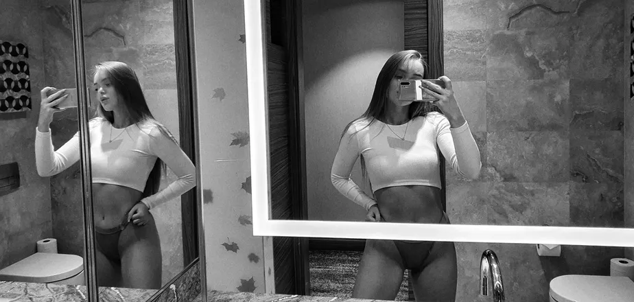 OnlyFans cuenta theonlykate001 header 2
