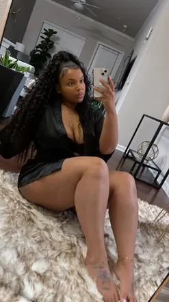 OnlyFans cuenta carriie_d header 2