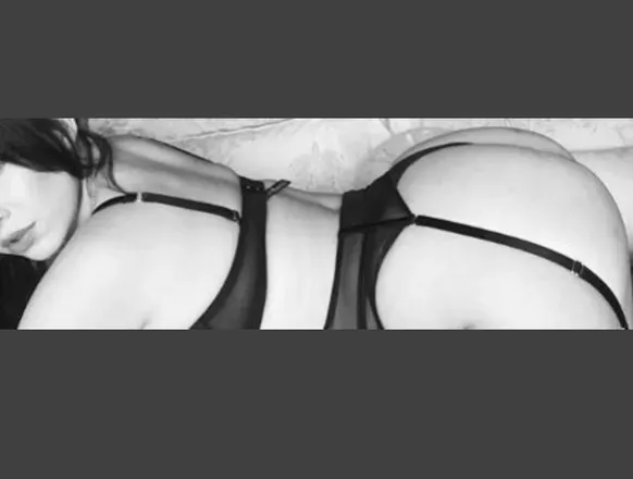 OnlyFans cuenta isabellebangs header 2