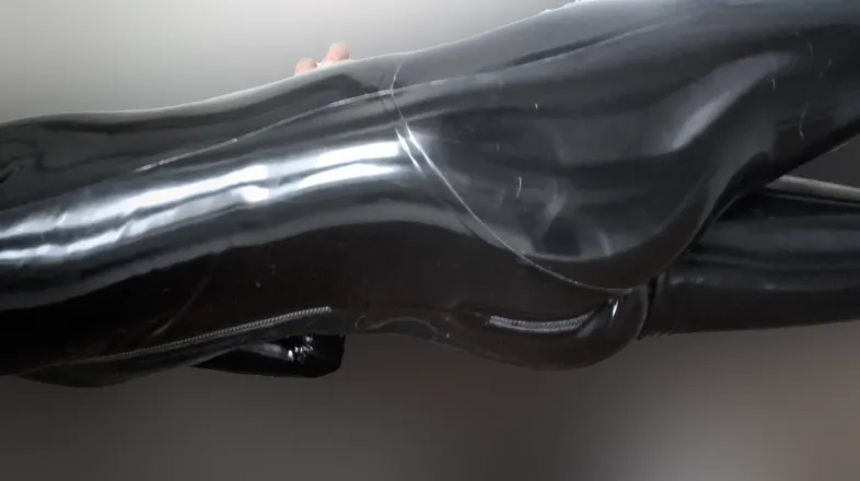 OnlyFans account  rubber_object header 2