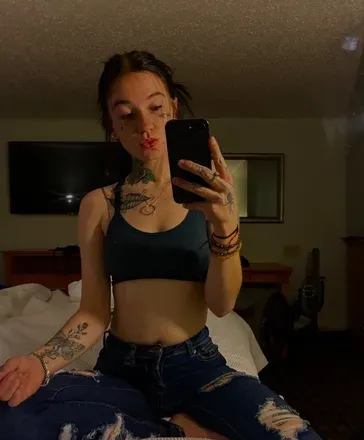 OnlyFans account  mollymarie120 avatar 1