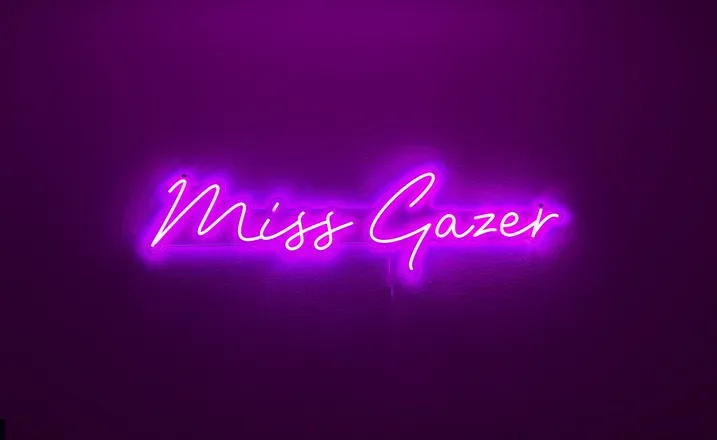 OnlyFans cuenta missgazer header 2