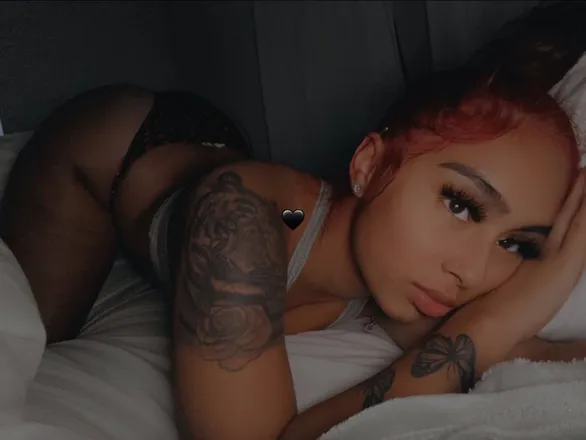 OnlyFans cuenta therealgigiiii header 2