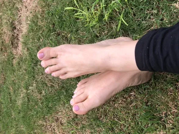 OnlyFans cuenta purelyfootsie avatar 1