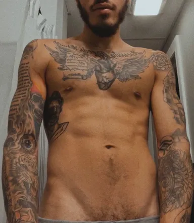 OnlyFans cuenta illegalglock header 2